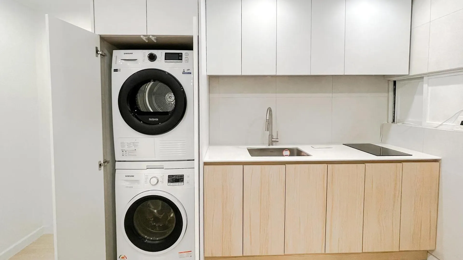 Hongdae 3Bedroom Designer Apartment Seul